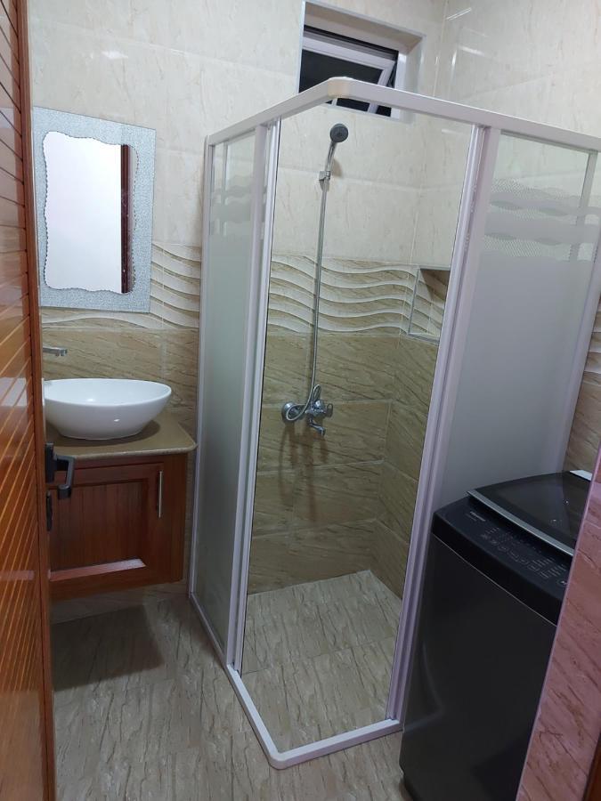Rs Villas - Three Bedrooms Share Apartment With Private Room And Free Wifi And 100Mts To The Beach And Ac And 100Mts To Bus Stop And Pool Flic-en-Flacq 외부 사진